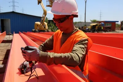 Technicien SAPEM sur chantier